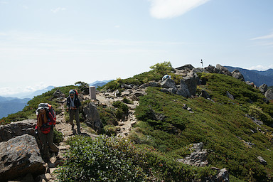 茶臼岳の山頂