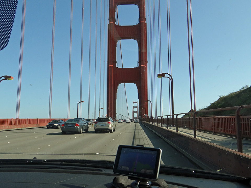 Golden Gate Bridge を渡る